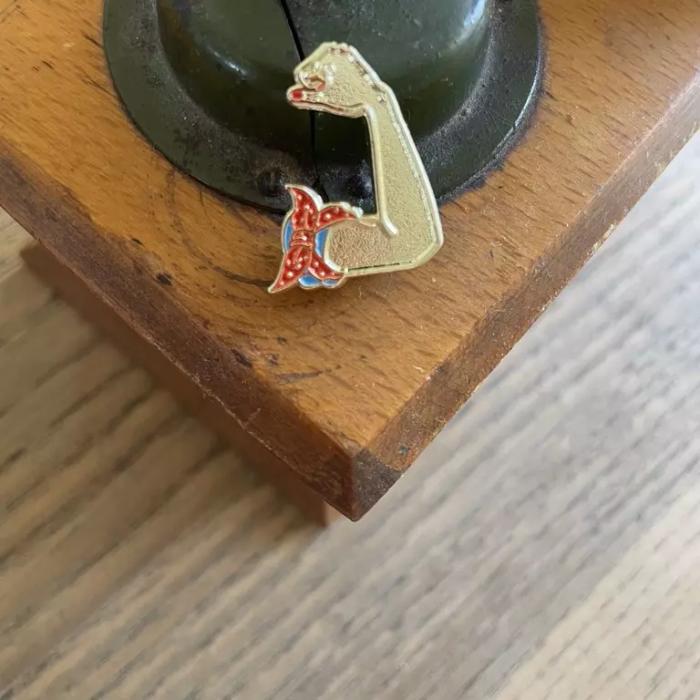 broche j'y crois bois