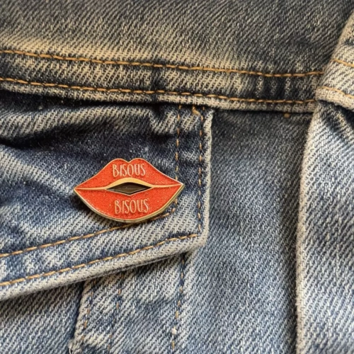 pin's bisous bisous