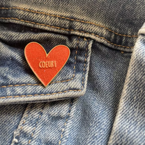 pin's coeur rouge