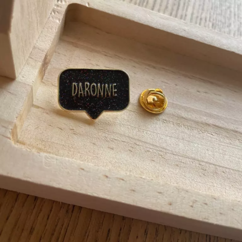 pin's daronne bois