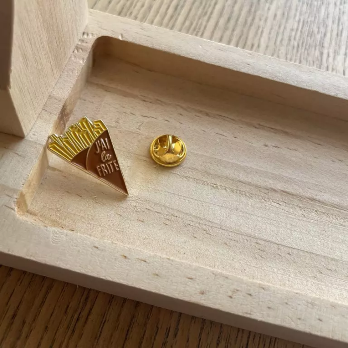 pin's j'ai la frite bois