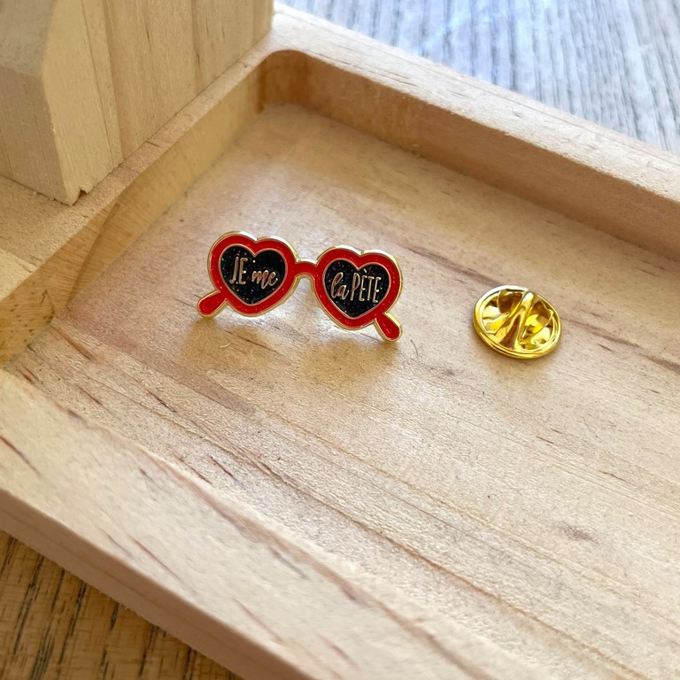 pin's je me la pète