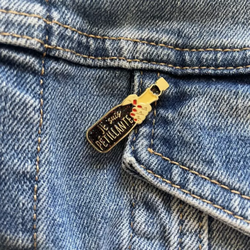 pin's je suis pétillante