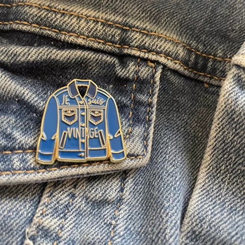 pin's je suis vintage