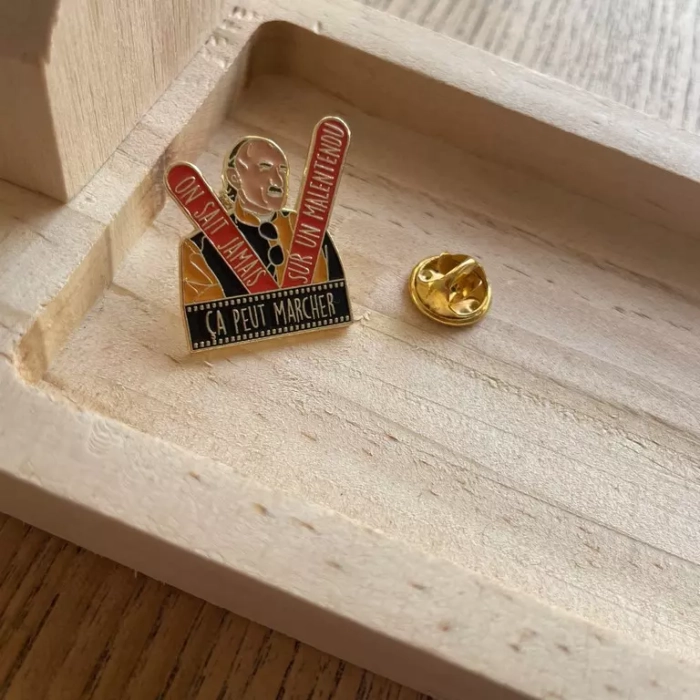 pin's on sait jamais sur un malentendu bois